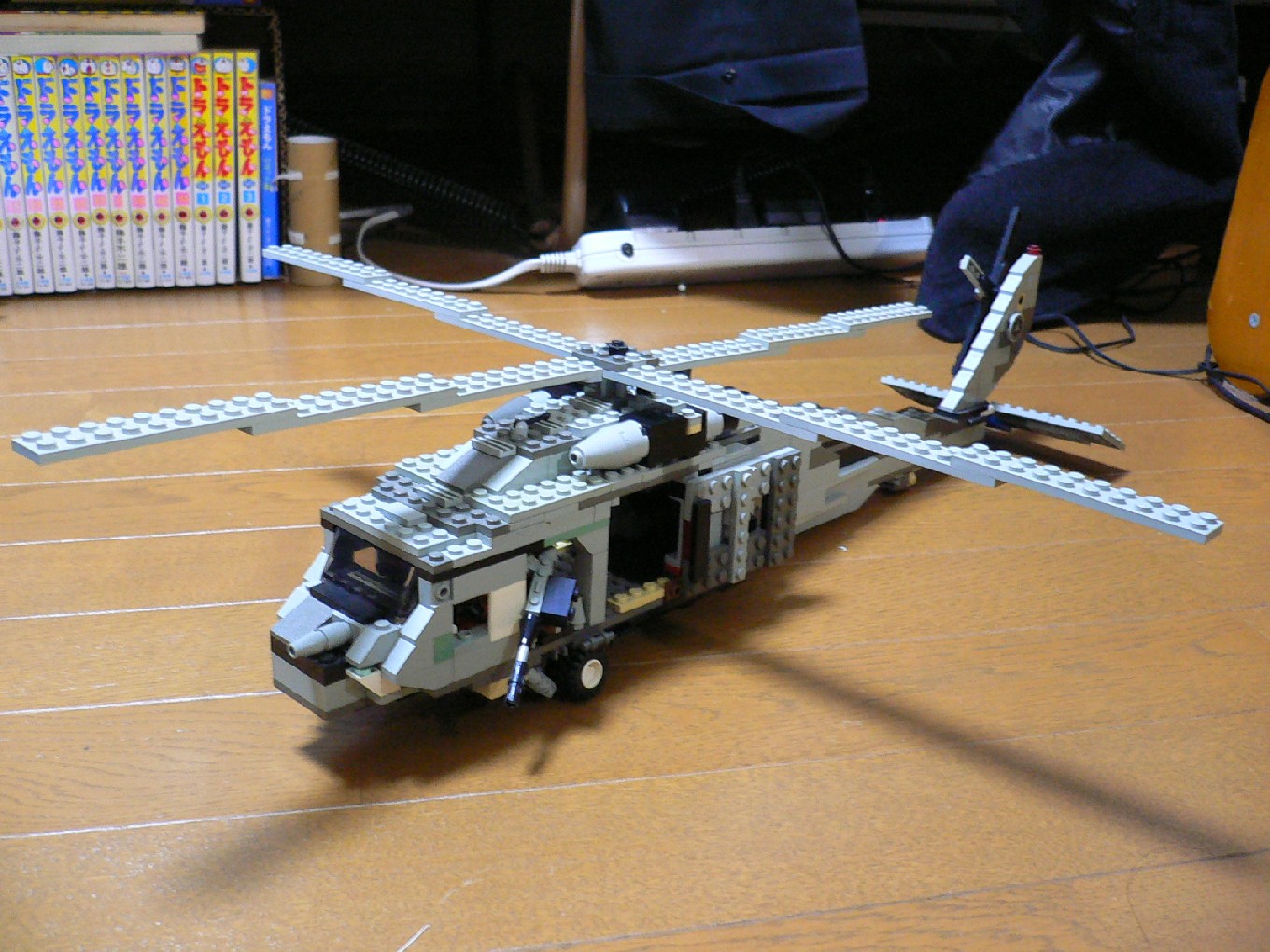 レゴで作る兵器 UH-60ブラックホーク | ＼(＾o＾)／