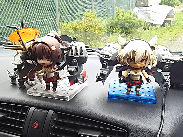 ダッシュボードにフィギュア設置したぞ 公言実行 Csitakaのブログ D