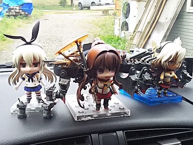 ダッシュボードにフィギュア設置したぞ 公言実行 Csitakaのブログ D